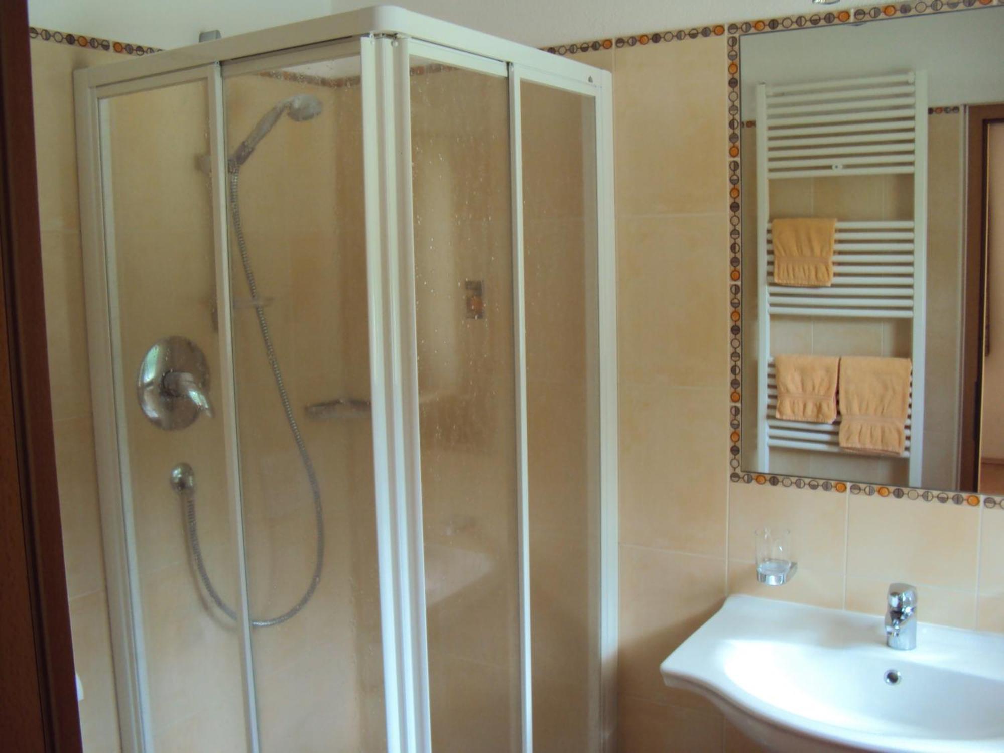 Haus Fliri Hotell Curon Venosta Rom bilde