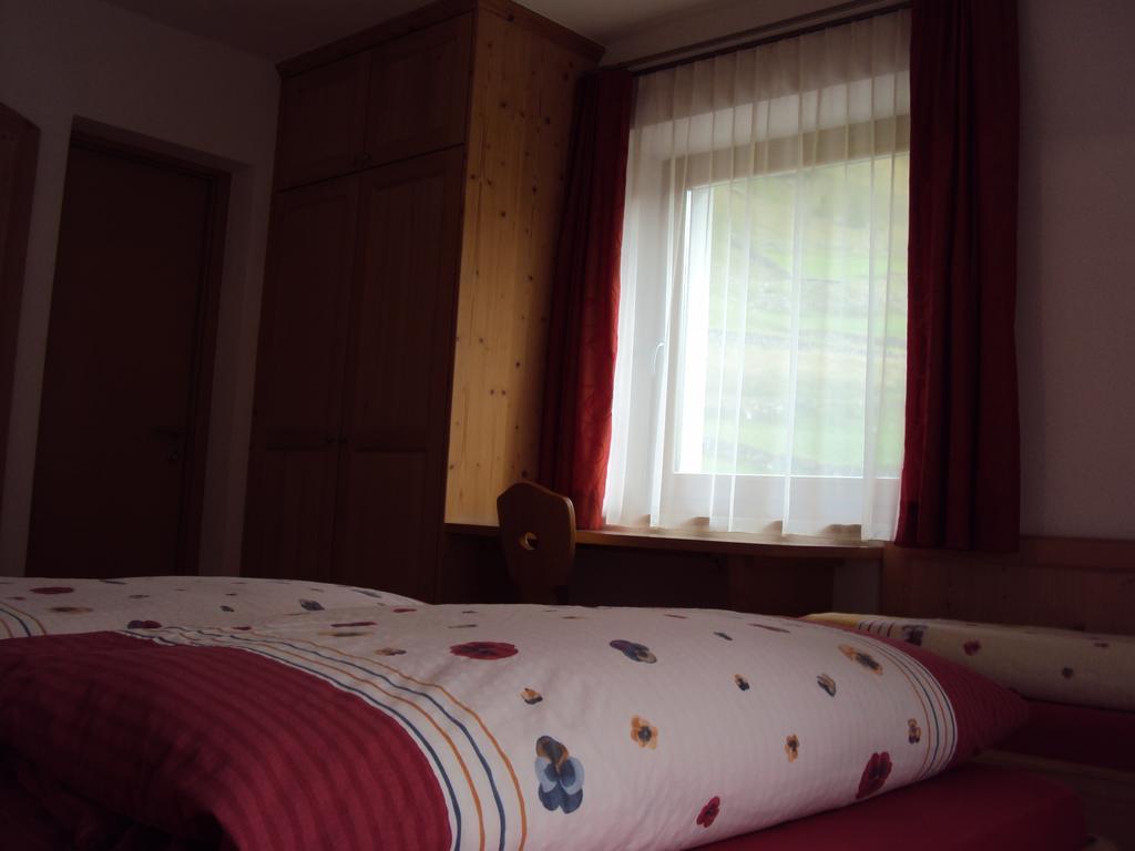 Haus Fliri Hotell Curon Venosta Rom bilde