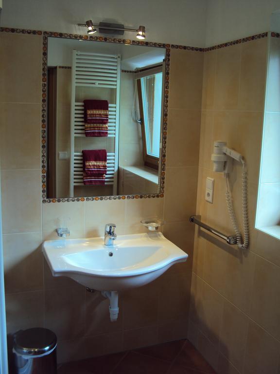 Haus Fliri Hotell Curon Venosta Rom bilde